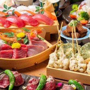 肉天ぷら、寿司、刺身などの和食とともに厳選地酒が楽しめる「酒と肉天ぷら 勝天-KYOTO GATTEN- 先斗町本店」で提供するコースのイメージ写真